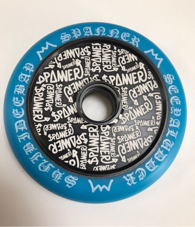 A Pair of Spanner Wheels (Blue)